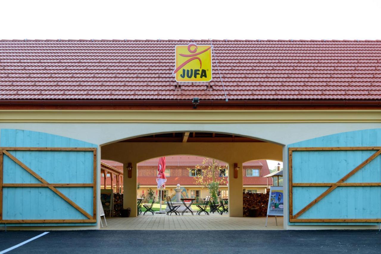 菊法诺伊塔尔酒店 Neutal 外观 照片